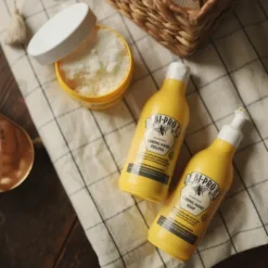 Nourisching Caring Hand Peeling